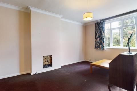 9 Farm Fields, South Croydon, CR2 0HQ