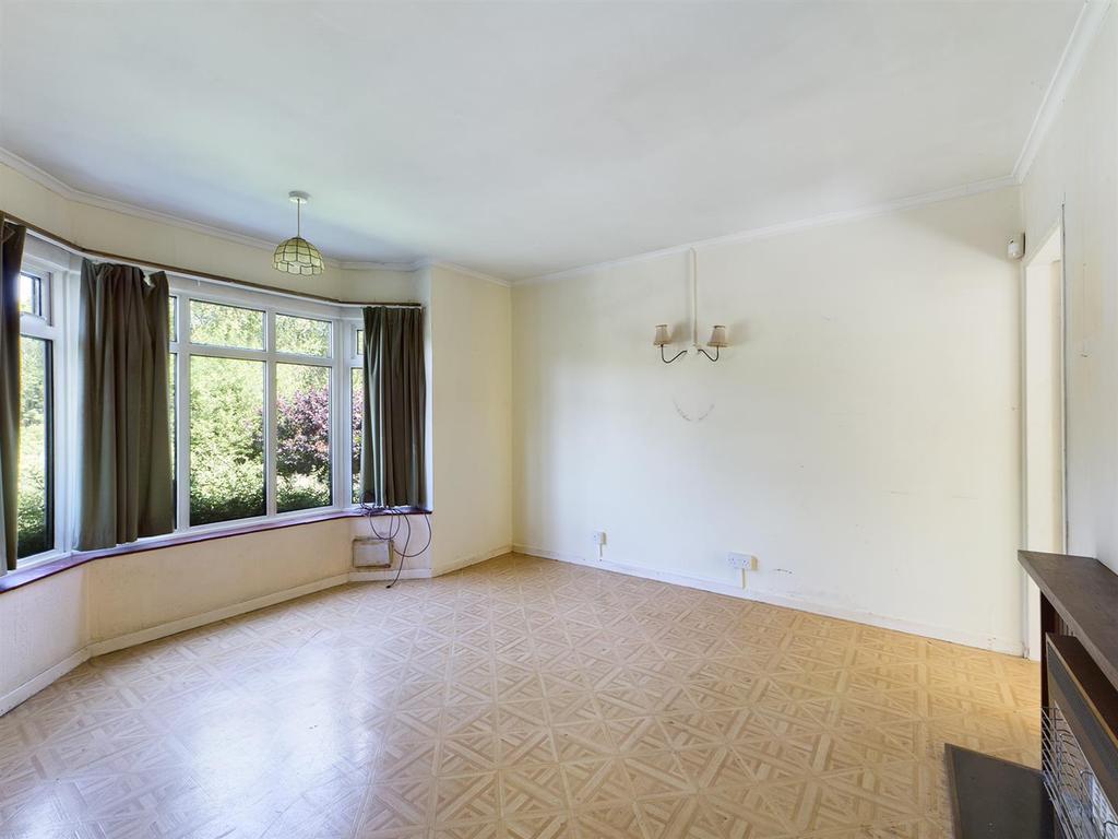 Lower Barn Road, Purley 3 bed detached house £500,000