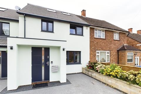 160 Dunley Drive, New Addington, Croydon, CR0 0RE
