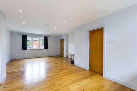 160 Dunley Drive, New Addington, Croydon, CR0 0RE