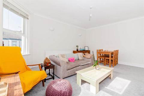 37a Queen Street, Worthing, BN14 7BL