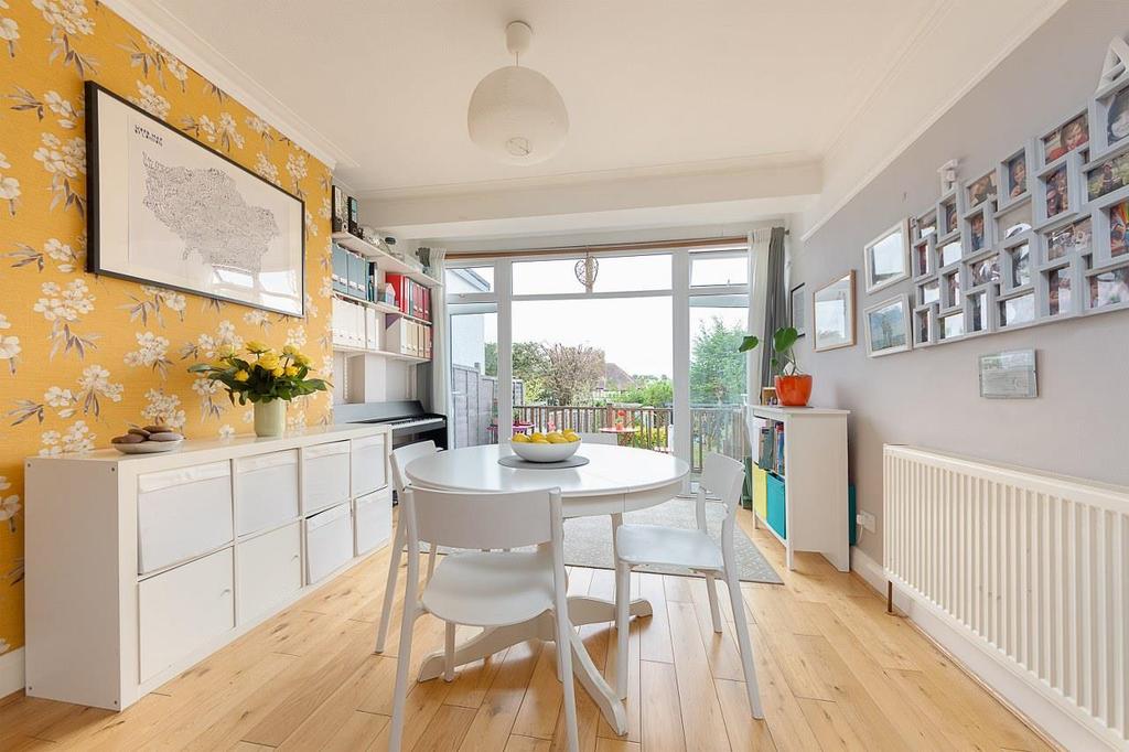 Penwortham Road, South Croydon 4 bed semidetached house £675,000