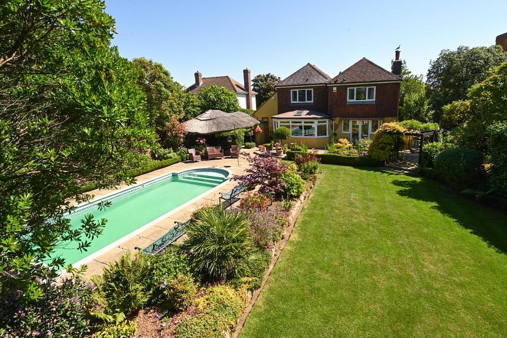 The Green, St Leonardsonsea 5 bed detached house for sale £900,000