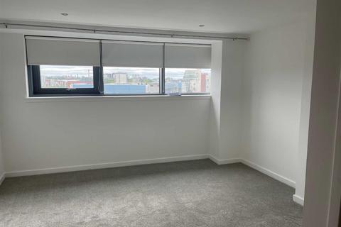 10/1, 1 Meadowside Quay Square, Glasgow, G11 6BS