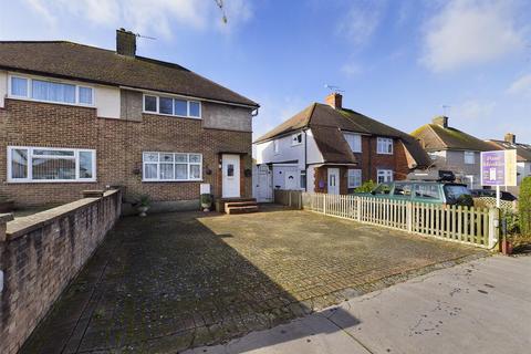 36 Parkway, New Addington, Croydon, CR0 0LA