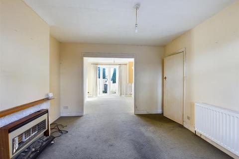 86 Foxearth Road, South Croydon, CR2 8EE