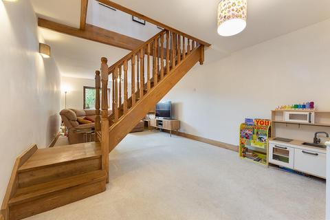 1b Riddlesdown Avenue, Purley, CR8 1JH