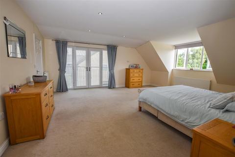 Jesern Beech Hill Road, Swanland, North Ferriby, HU14 3QY