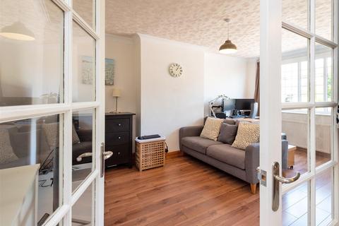 16 Homer Road, Sutton Coldfield, B75 6QN