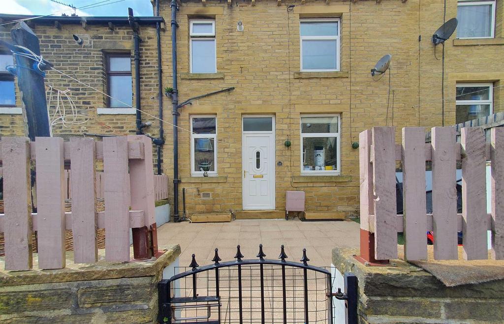 Calder Avenue, Pye Nest 2 bed terraced house for sale £140,000
