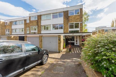 27 Langton Way, Croydon, CR0 5BQ