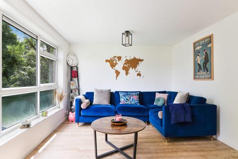 84 Curtis Road, Epsom, KT19 0LQ