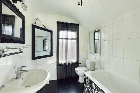 11 Addington Road, Croydon, CR0 3LW