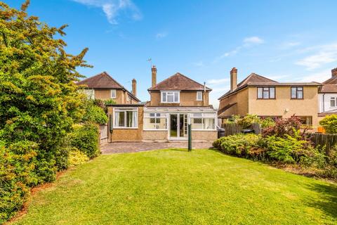 61 Bradstock Road, Epsom, KT17 2LE