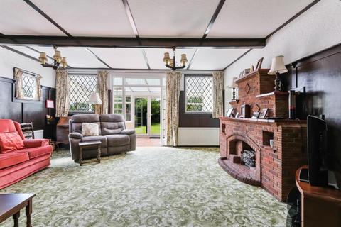 61 Bradstock Road, Epsom, KT17 2LE