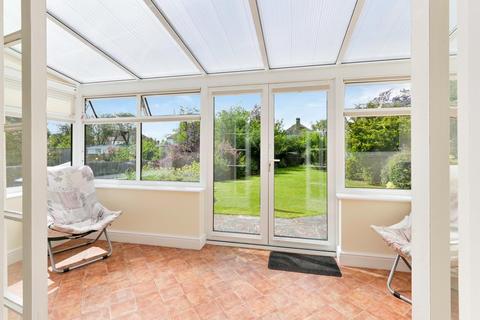 61 Bradstock Road, Epsom, KT17 2LE