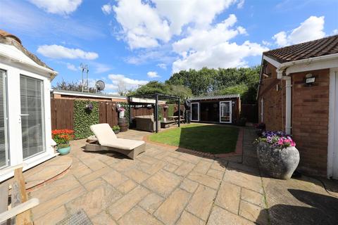 4 bedroom detached house for sale - Oxenhope Road, Hull