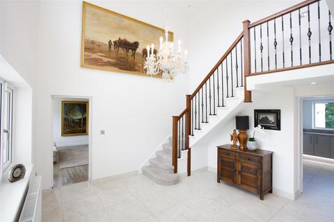 7 bedroom country house for sale, Corbrook, Audlem,