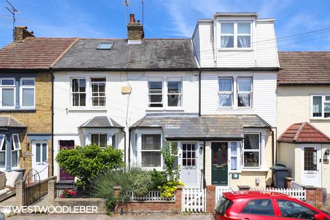 2 bedroom house for sale - Whitley Road, Hoddesdon