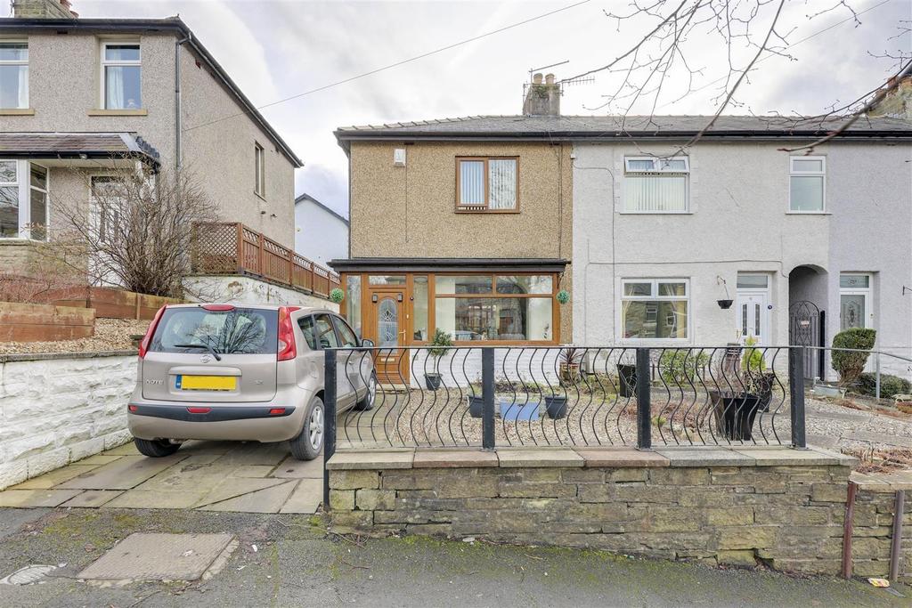 Booth Road, Waterfoot, Rossendale 2 bed semidetached house £185,000