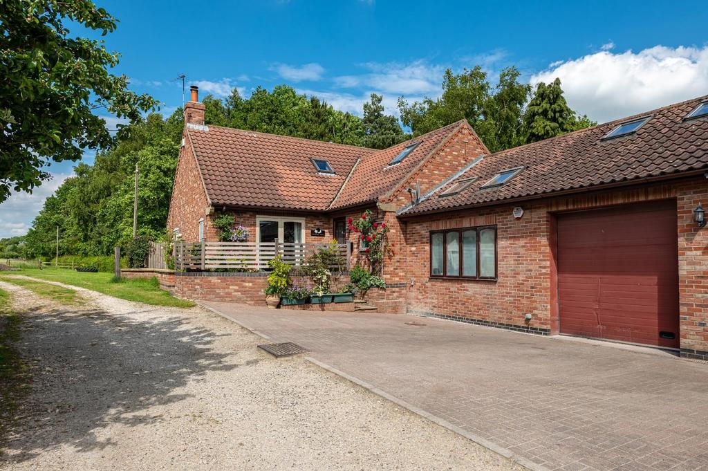 High Street, Thornton Le Clay, York 4 bed house £580,000