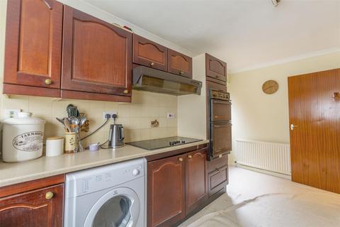53 Devonshire Avenue, Long Eaton, Nottingham, NG10 2EP