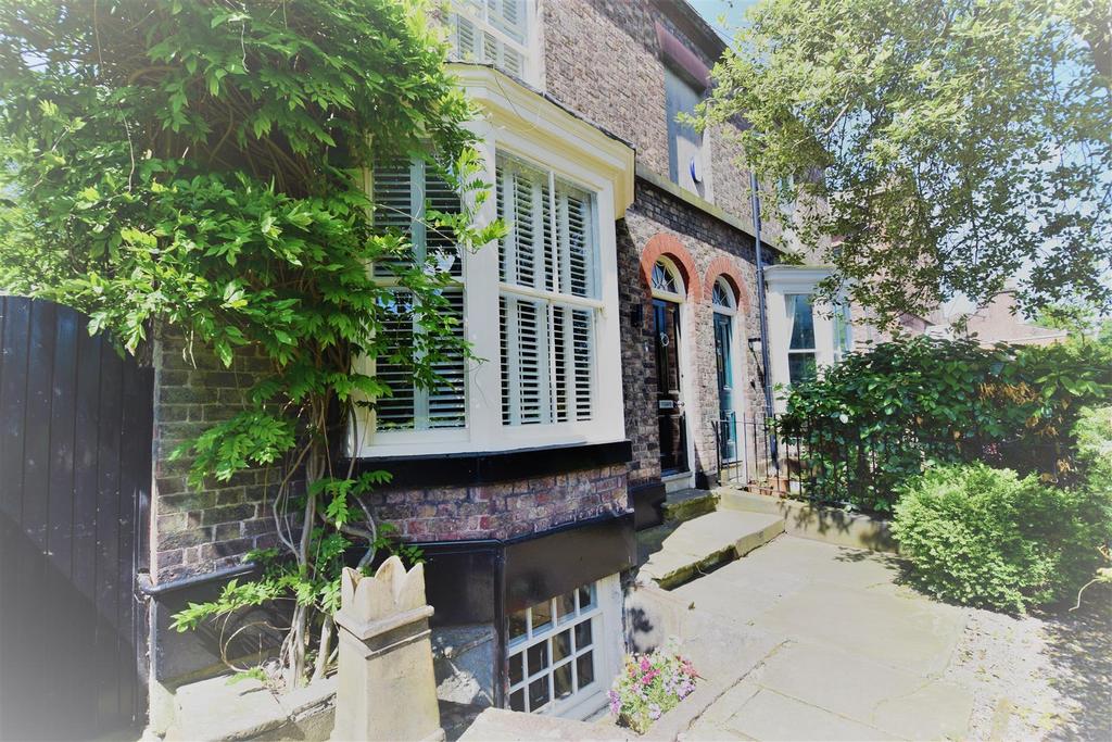 Church Road South, Woolton, Liverpool 3 bed semidetached house £480,000