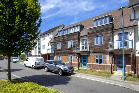 24 Cavan Way, Broughton, Milton Keynes, MK10 9LY