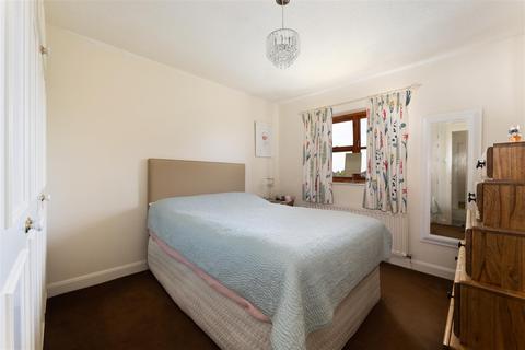 2 Pinehurst, Cubbington, Leamington Spa, CV32 7XA
