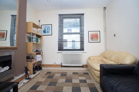 63 East Cliff, Folkestone, CT19 6BX