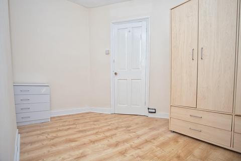 63 East Cliff, Folkestone, CT19 6BX