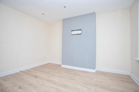 63 East Cliff, Folkestone, CT19 6BX