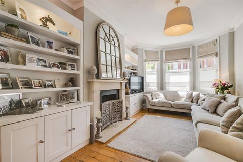 undefined, Heythorp Street, London