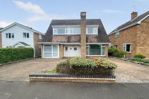17 Blacklow Road, Warwick, CV34 5SZ