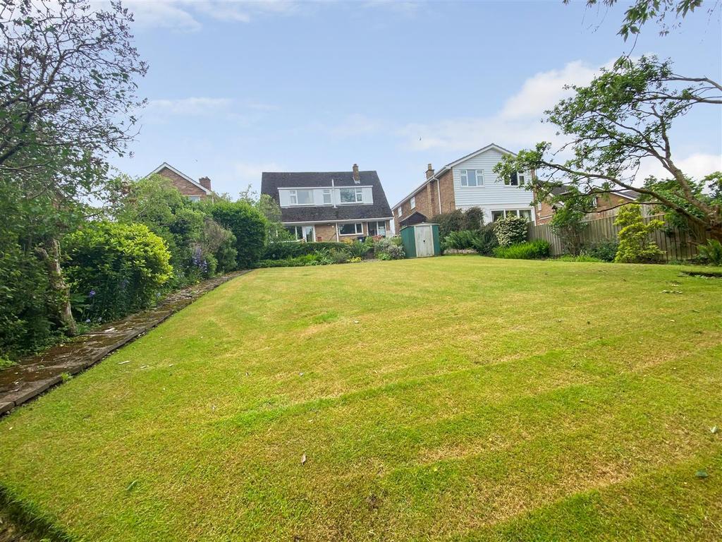 Garden 3.jpg