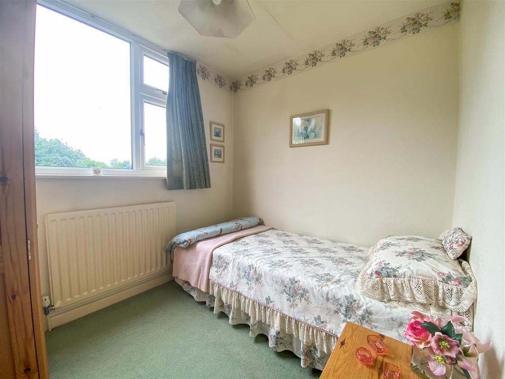 Bedroom 3.jpg