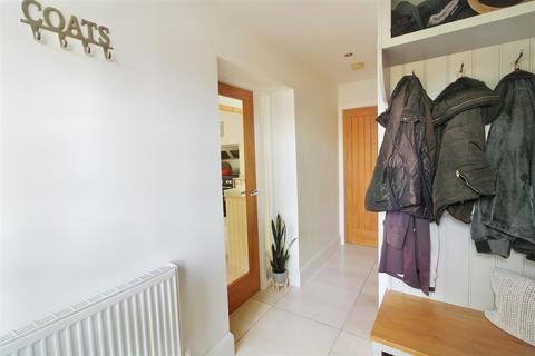 3 bedroom detached house for sale - Highwood Lane, Kirkburton, Huddersfield