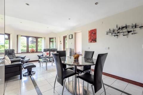 Thornebrook Cadhay Lane, Ottery St Mary, EX11 1QZ