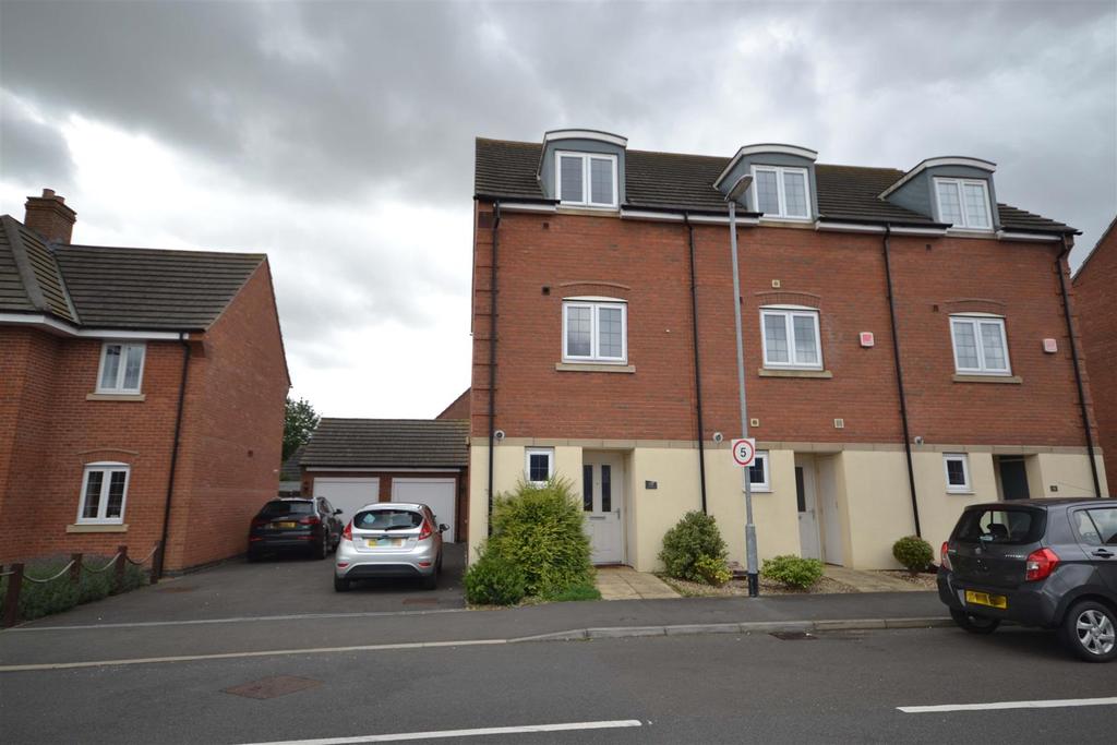 Great Northern Gardens, Bourne 3 bed house £925 pcm (£213 pw)