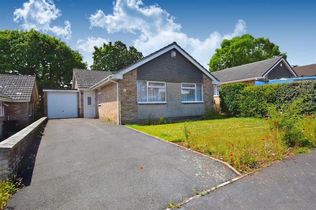 The Deans, Portishead 3 bed detached bungalow for sale £350,000