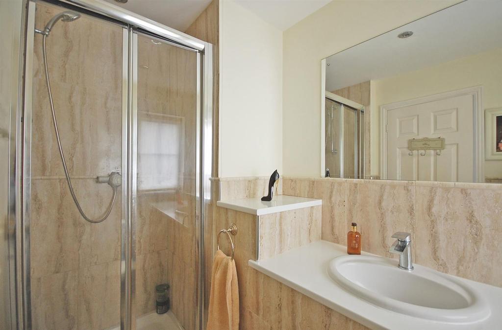 En-Suite b.jpg