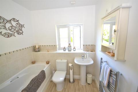 17 Birch Way, Charlton Down, Dorchester, DT2 9XX