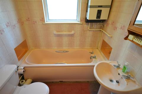 63 Richmond Road, Leicester, LE2 8BB