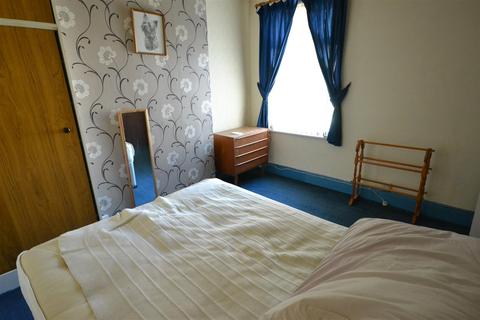 63 Richmond Road, Leicester, LE2 8BB