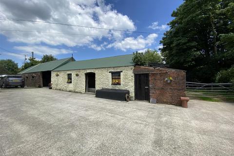 Llyscynnen Henfwlch Road, Carmarthen, SA33 6AJ