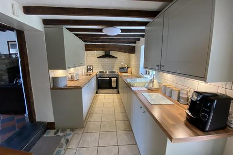 Llyscynnen Henfwlch Road, Carmarthen, SA33 6AJ