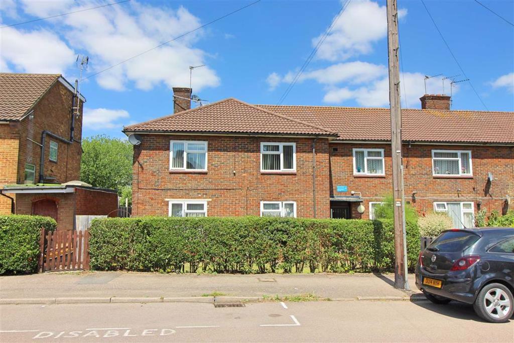 Newark Green, Borehamwood, Herts 1 bed flat for sale £265,000