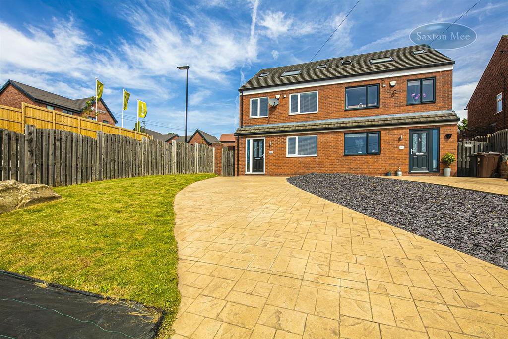 Fox Hill Close, Fox Hill, S6 1FS 4 bed semidetached house £250,000
