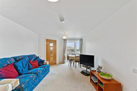 1 bedroom apartment for sale, Lancer House, Butt Road, Colchester, Essex, CO2 7WE