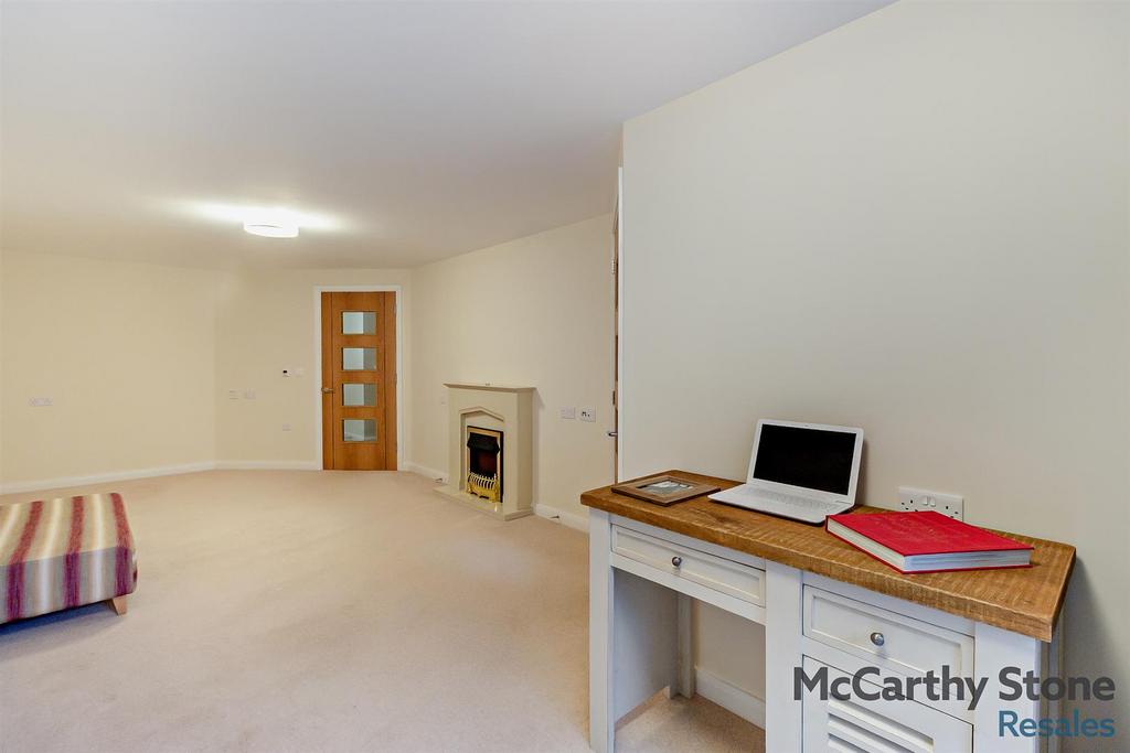 8669133-interior03-800.jpg